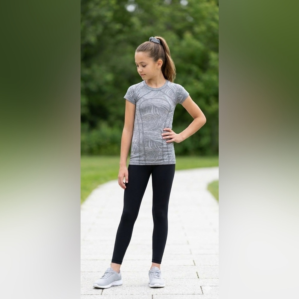 Ivivva by Lululemon Swiftly Tech SS | Girls 14 | Grey Palm Leaf Print (Fits XS)